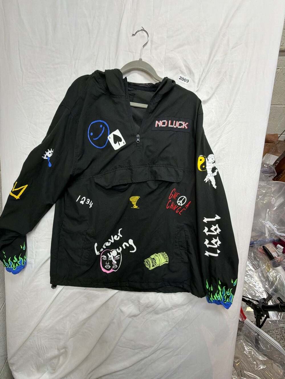 rue21 No Luck Windbreaker Anorak Jacket X-Large Black Graphic Pullover